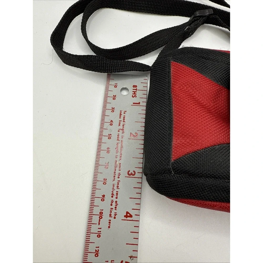 LeZura Small‎ Sized Camera Bag Black And Red Zipper With Strap VGC